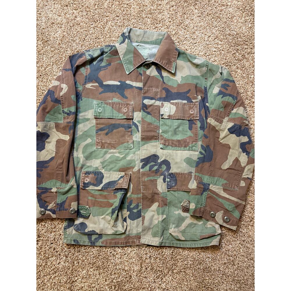 US Military Woodland Camo BDU Field Jacket Mens Size Medium Vintage